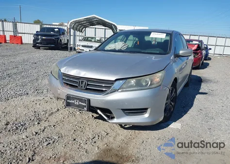 2015 Honda Accord Lx z USA, uszkodzony, nr VIN 1HGCR2F3XFA106685